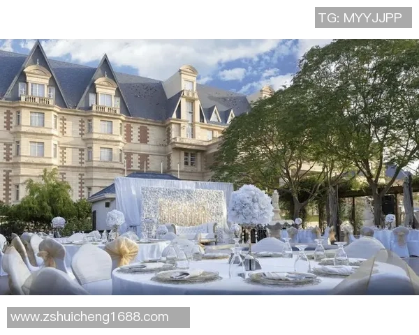 足球明星的豪宅揭秘：他们在世界各地的奢华居住地探秘